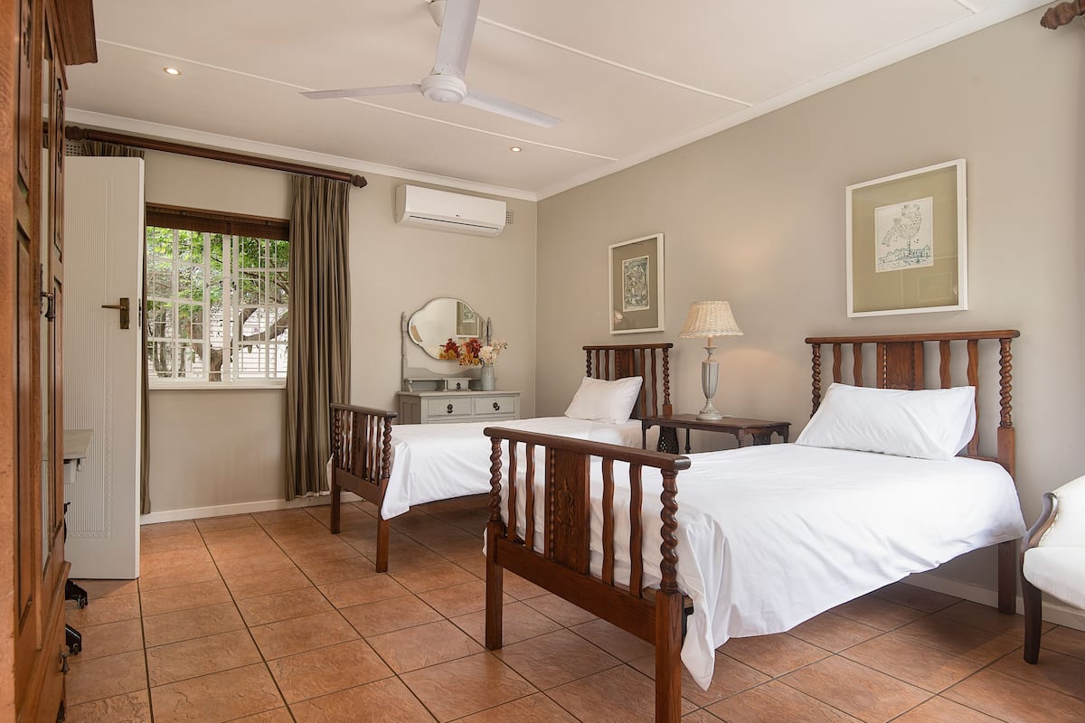Deluxe Room, 2 Single Beds, Non Smoking, Pool View | 1 bedroom, Egyptian cotton sheets, premium bedding, down duvets
