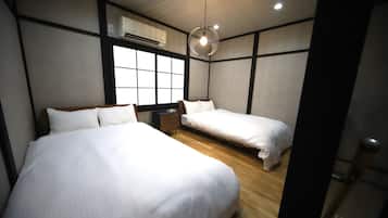 1 bedroom, desk, free WiFi, bed sheets