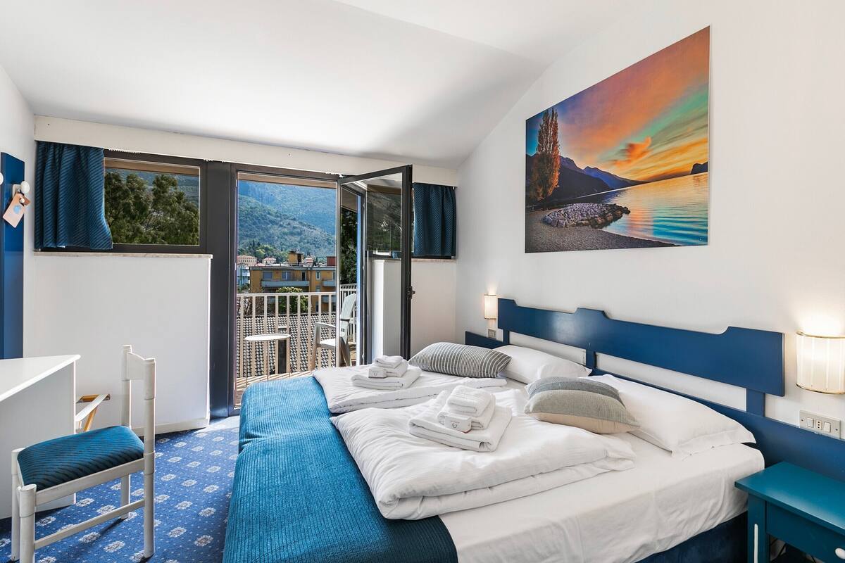 Family Room, 1 Bedroom, Balcony (Bike & Wind Hotel Villa Maria 17) | 1 bedroom, in-room safe, desk