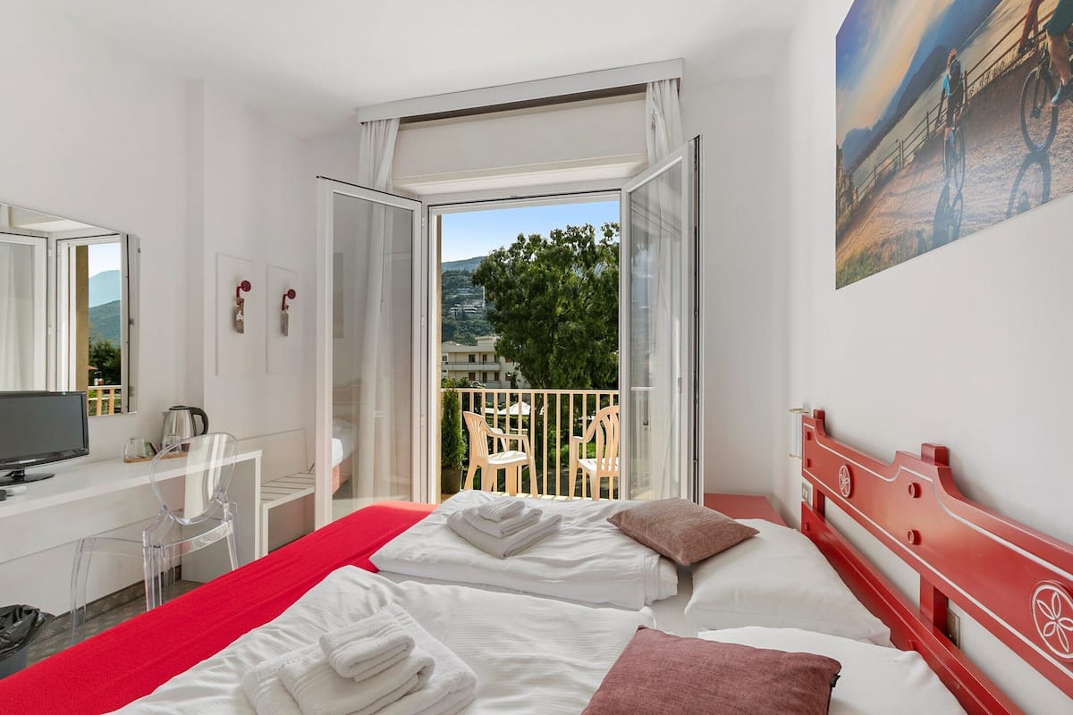 Family Room, 1 Bedroom (Bike & Wind Hotel Villa Maria 11) | 1 bedroom, in-room safe, desk, free WiFi