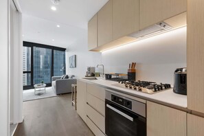 Fridge, microwave, oven, stovetop - Impeccably Modern 1-Bed with Incredible City Views (Southbank)