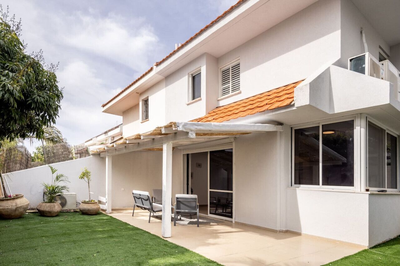 Villa, 5 Bedrooms, Patio, Garden View | Interior