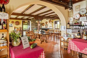 Bar (on property) - Farmhouse in Verbania with Lake Views (Verbania)