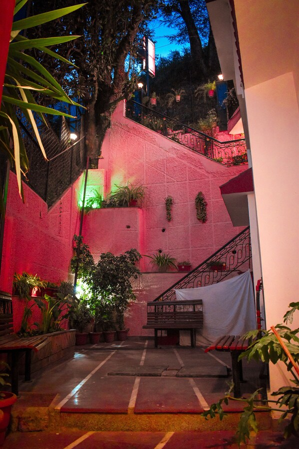 Front of property - Hotel Marc (Shimla)