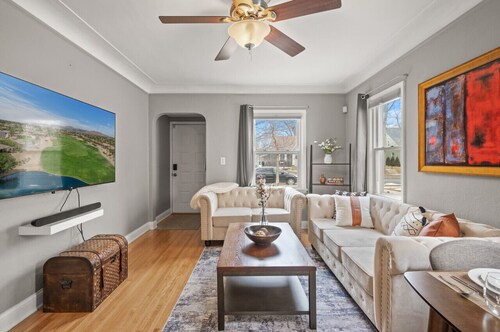 Furnished Oasis in Sought-After Browndale: Walk to Lakes & More!