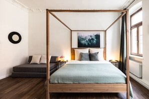 3 bedrooms, desk, free WiFi, bed sheets