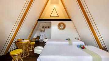 Couples treatment rooms, body treatments, hot stone massages