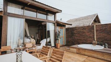 Deluxe Villa, Balcony, Hill View | Terrace/patio