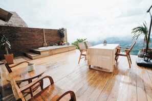 Deluxe Villa, Balcony, Hill View | Outdoor dining - Ledoi (Mae Suai)
