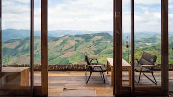 Standard Villa, Balcony, Hill View | Interior