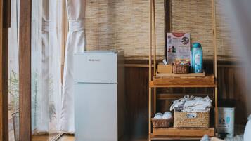 Standard Villa, Balcony, Hill View | Interior