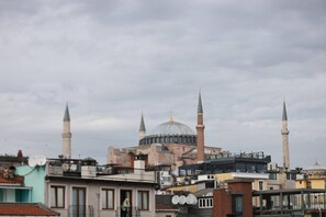 Huone, 1 makuuhuone, terassi, kaupunkinäköala | Näkymä majoituspaikasta