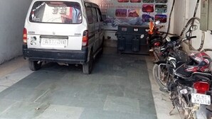 Front of property - Del Fox Hotel Delhi Airport (New Delhi)