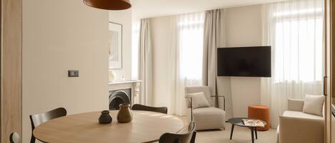 Family Studio | Living area