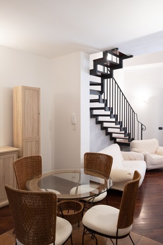 Seaside - Apartment 1 minute walk to the Waterfront and downtown!