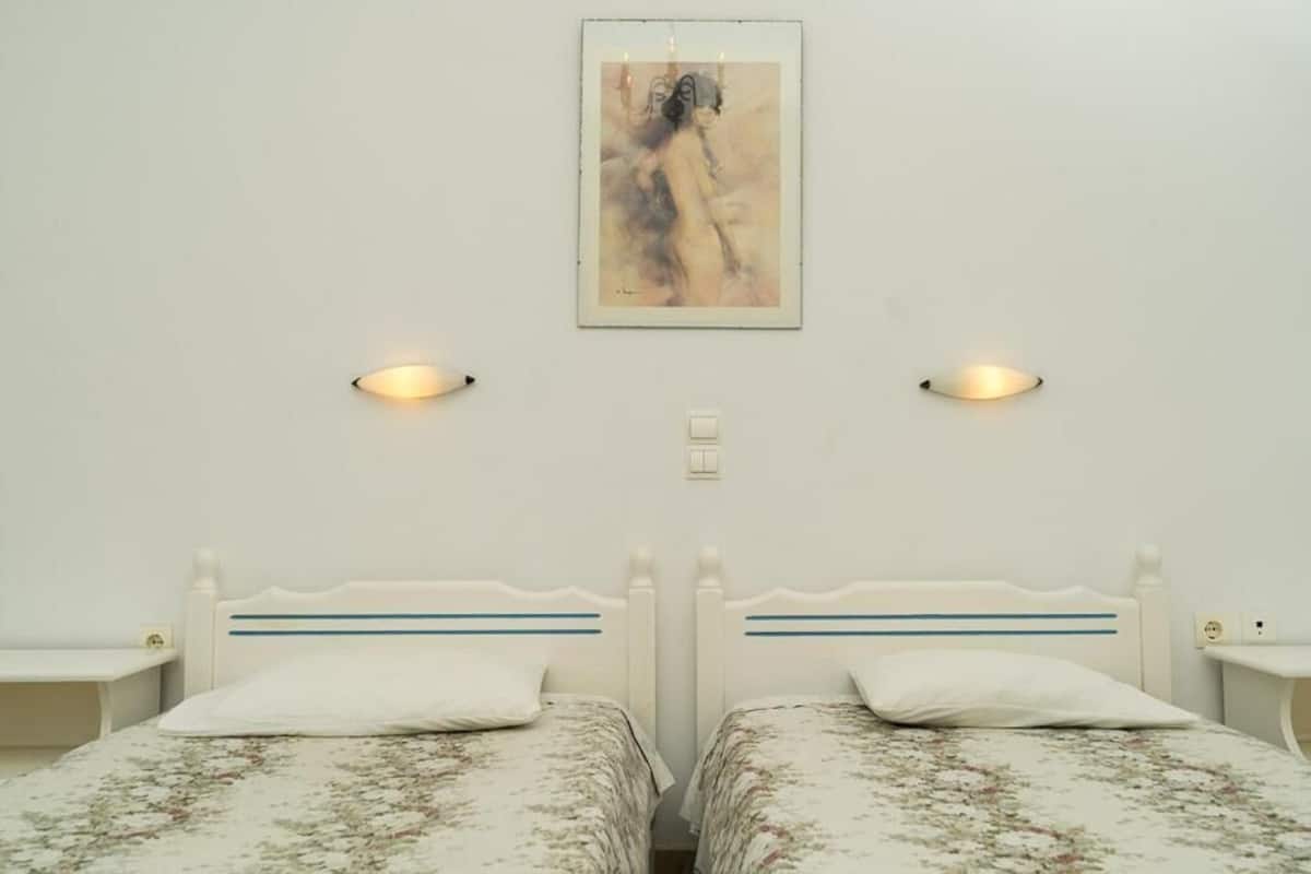 Standard Studio | 2 bedrooms, in-room safe, individually decorated, individually furnished