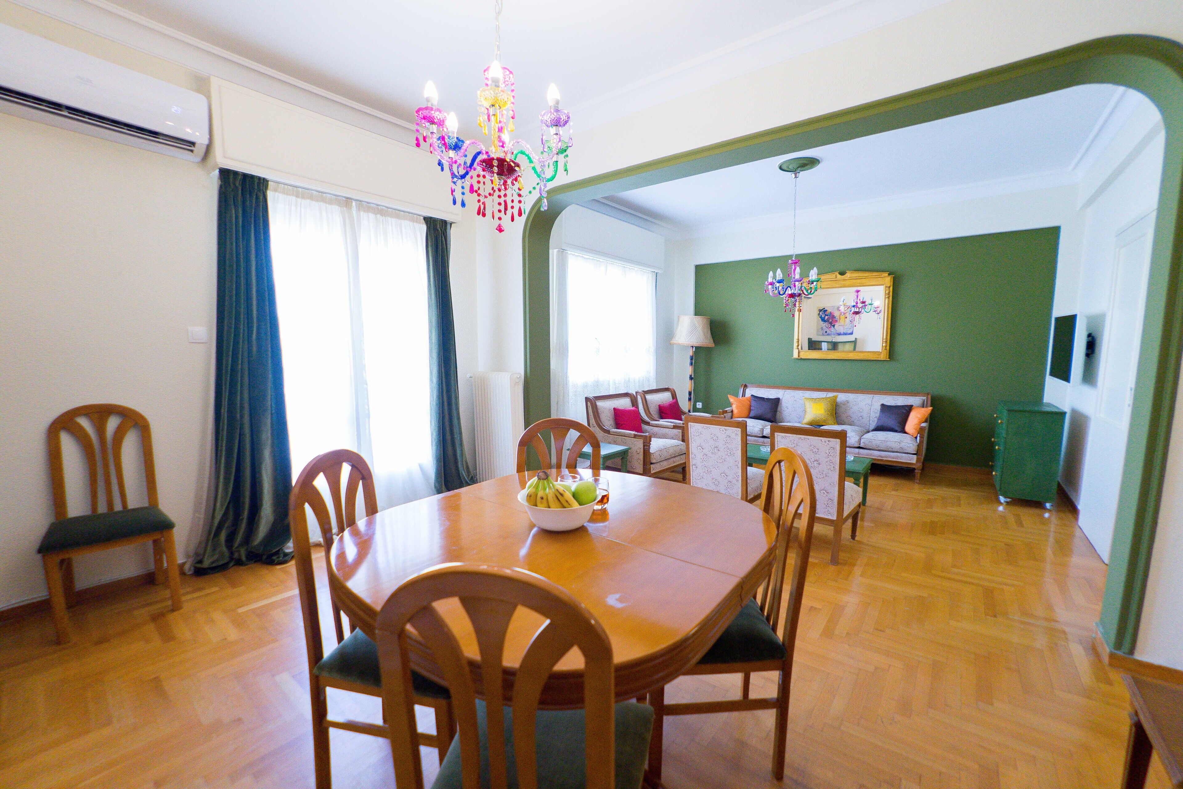 Appartement Ville | Aire de séjour | Téléviseur à écran plat