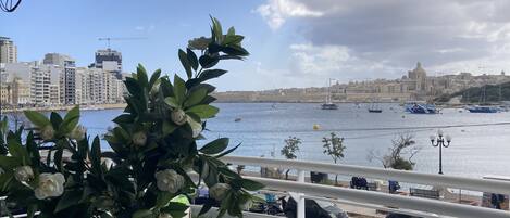 Appartement Luxe | Vue de la chambre