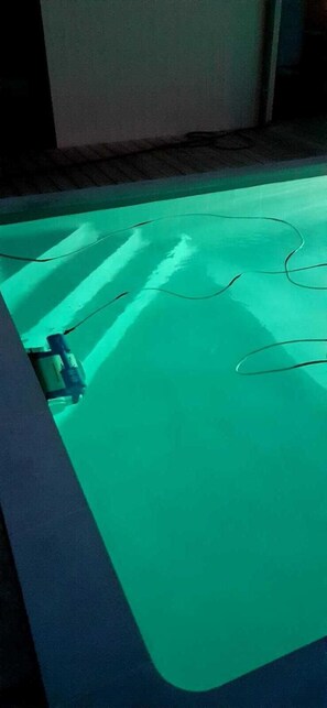 Uklassifisert bilde, 3 av 37, knapp