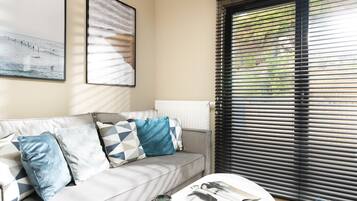 Apartment, Garden View | 1 bedroom, individually decorated, individually furnished