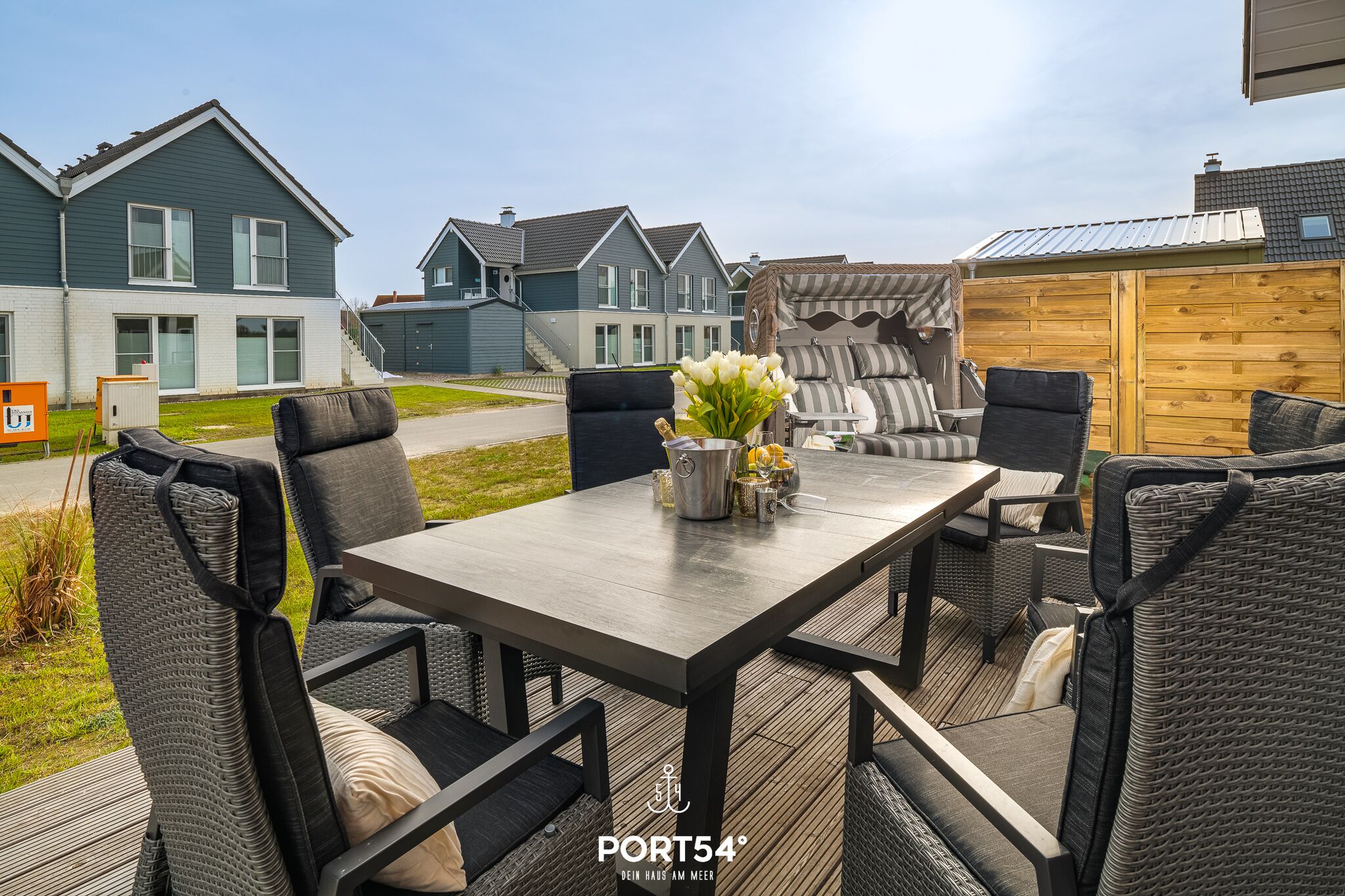 屋外ダイニングエリア