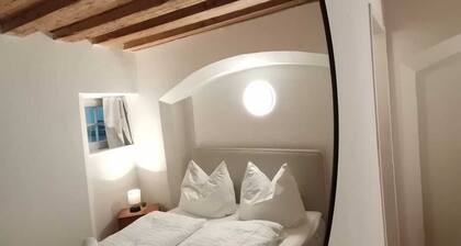 Charmante 2 Zimmer-Wohnung inmitten der Innsbrucker Altstadt