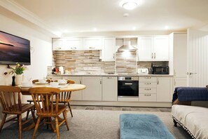 Fridge, microwave, oven, stovetop - This apartment is a 2 bedroom(s), 2 bathrooms, located in Scarborough, North Yorkshire. (Scarborough)
