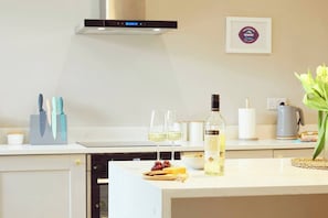 Fridge, microwave, oven, stovetop - Welcome to Falcon’s End, where luxury meets coastal charm (Whitby)