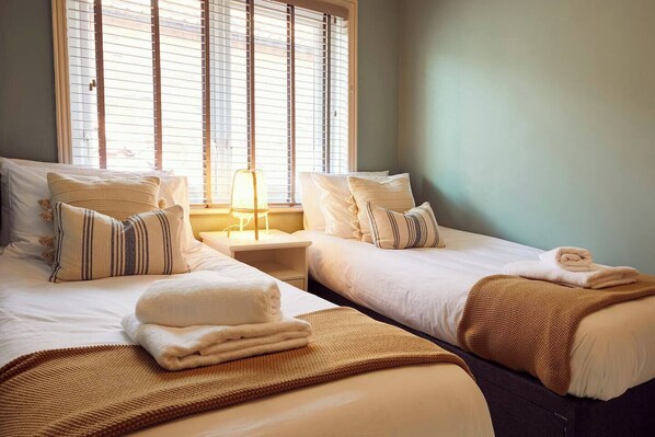 3 bedrooms, iron/ironing board, travel cot, free WiFi