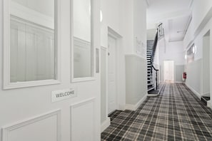 Reception - Blythswood Apartment 2 (Glasgow)