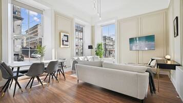 Classic Apartment | Living area