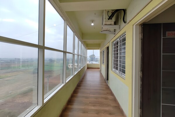 Hallway - Vaishnav Inn (Pune)