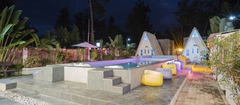 Costas De Liwa Bar & Beach Resort