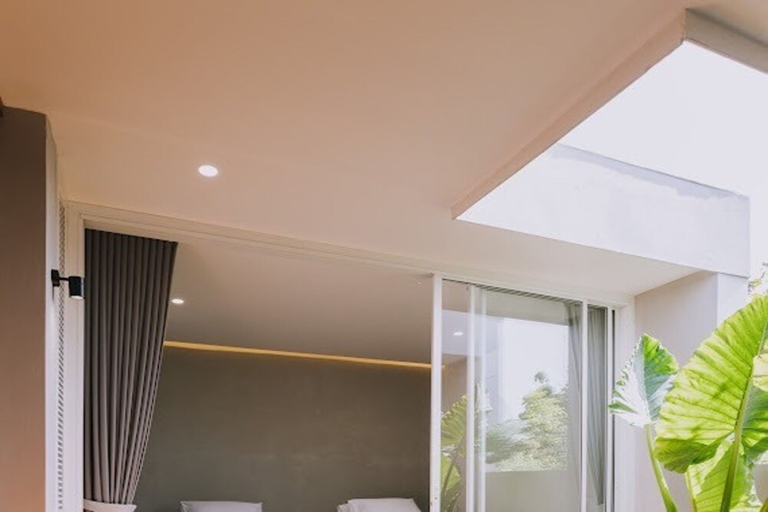 Villa, 2 Twin Beds | Free minibar, desk, iron/ironing board, rollaway beds