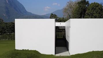 Deluxe Villa Mountain View | View from room
