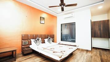 Stone House Valley View Non Ac | Meja kerja, setrika/meja setrika, dan tempat tidur bayi (biaya tambahan)