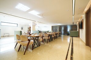 Restaurant - Blue Moon Boutique (Gurugram)