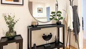 Unclassified image, 4 of 49, button - Hydro Apartments (Glasgow)