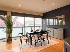 City Apartment, City View | Private kitchen - Hydro Apartments (Glasgow)