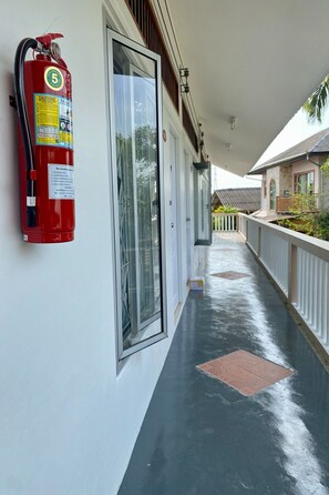 Interior entrance - Andaman Residence (Thep Krasattri)