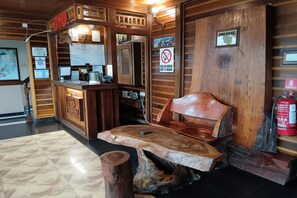 Lobby sitting area - Fins Hotel, Alor Setar (Alor Setar)