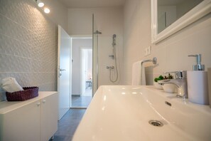Apartment (A2) | Bathroom - Apartments Sonata (Omis)