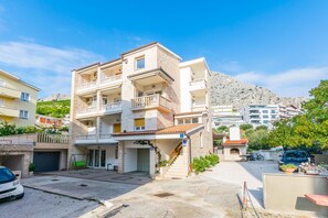 Building design - Apartments Tonko (Dugi Rat)