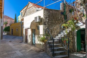 Building design - Apartment Green Terrace (Omis)