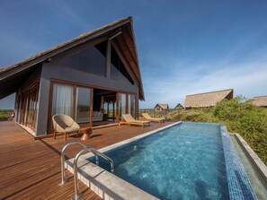 Luxury Cabin, 1 Bedroom, Beach View | Private pool