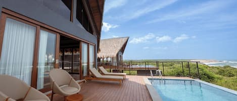 Luxury Cabin, 1 Bedroom, Beach View | Terrace/patio