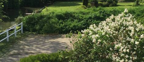 Standard-dobbeltværelse - privat badeværelse - udsigt til have (La Sucrerie -sweet) | Have