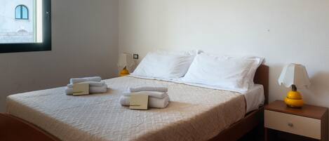 2 عدّة غرف نوم