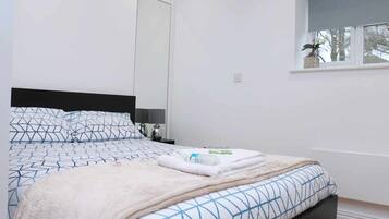 1 bedroom, iron/ironing board, free WiFi, bed sheets