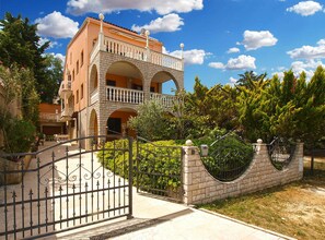 Exterior - Holiday apartment with air conditioning (Banjole)